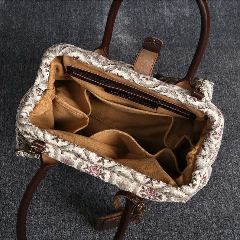 Carpet Purse Traditional Cream
