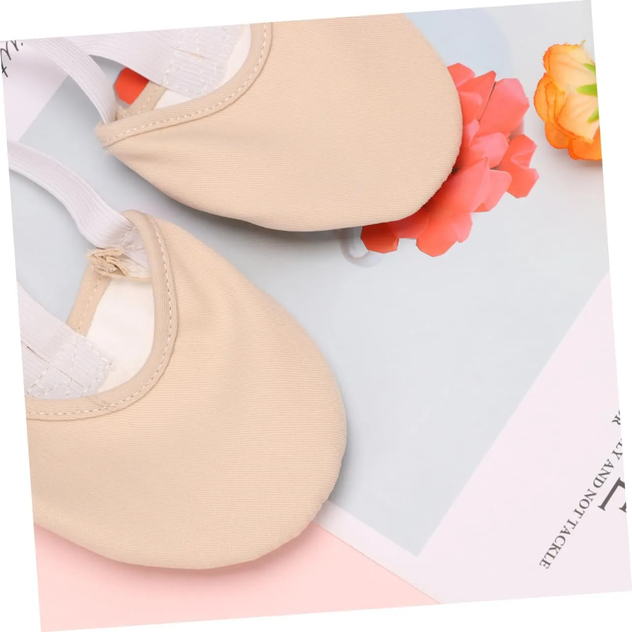 LIFKOME Ballet Shoes Half Sole Cover Sheepskin Foot Muffs Lightweight Dancing Shoes Protector Anti-Slip Breathable Comfortable for Yoga Folk Modern Ballroom Jazz Ballet