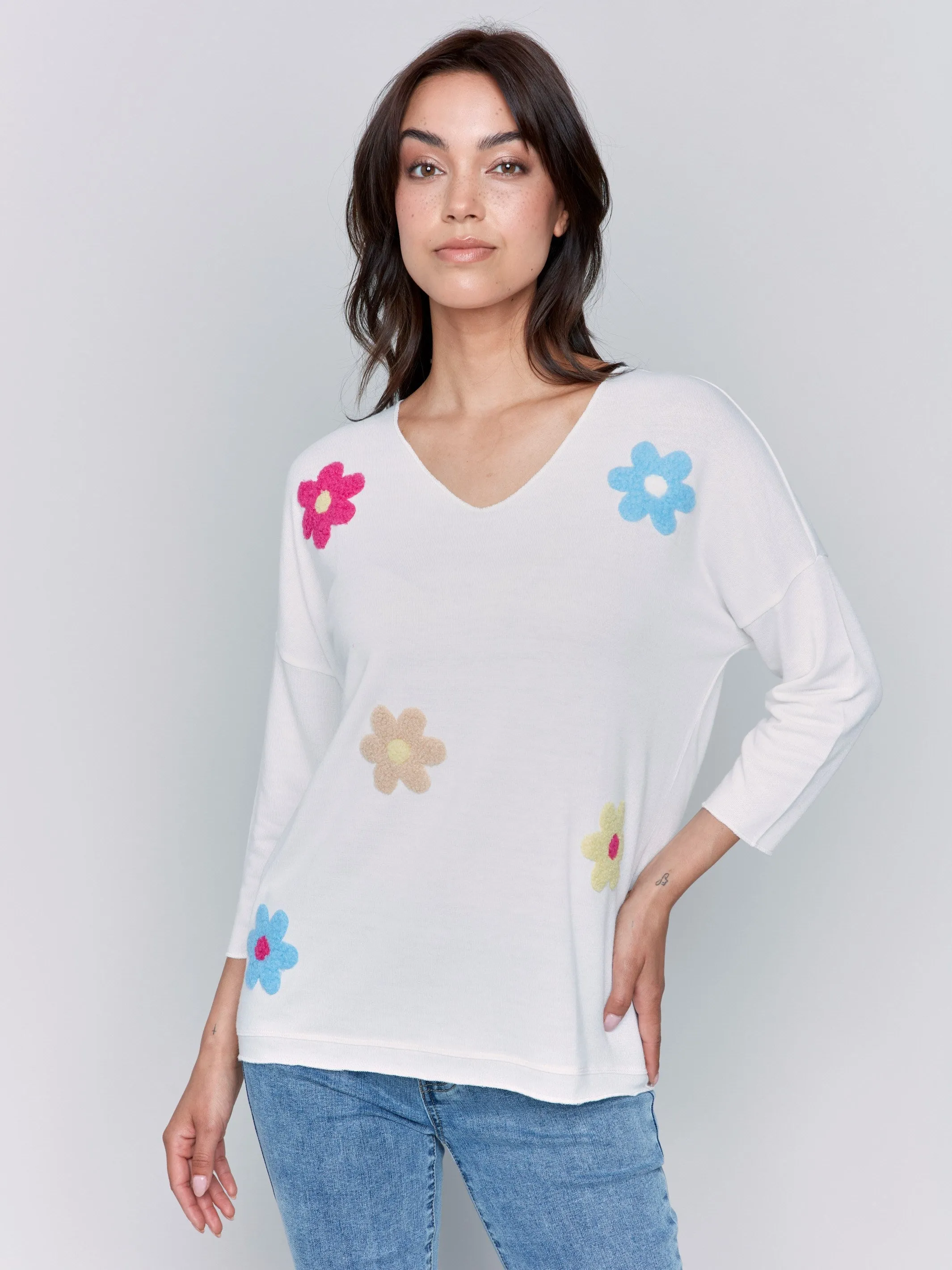 V-Neck Knit Top With Flower Appliqué - Multicolor