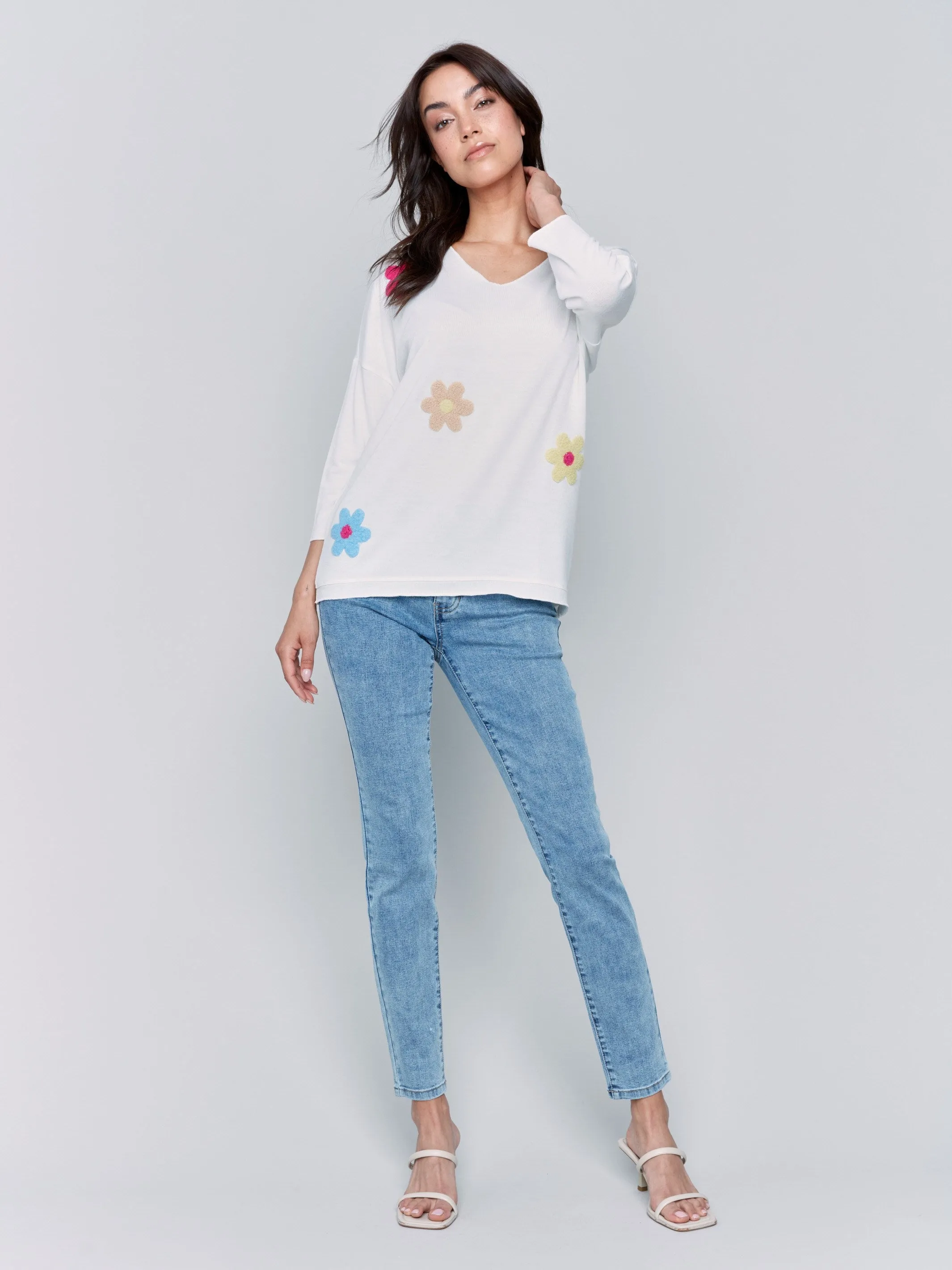 V-Neck Knit Top With Flower Appliqué - Multicolor